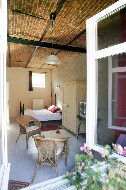 B&B 'T Maanhof Gingelom 객실 사진